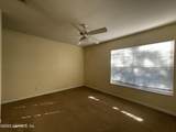 13700 Richmond Park Drive - Photo 8