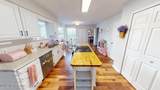 2540 Moody Avenue - Photo 8