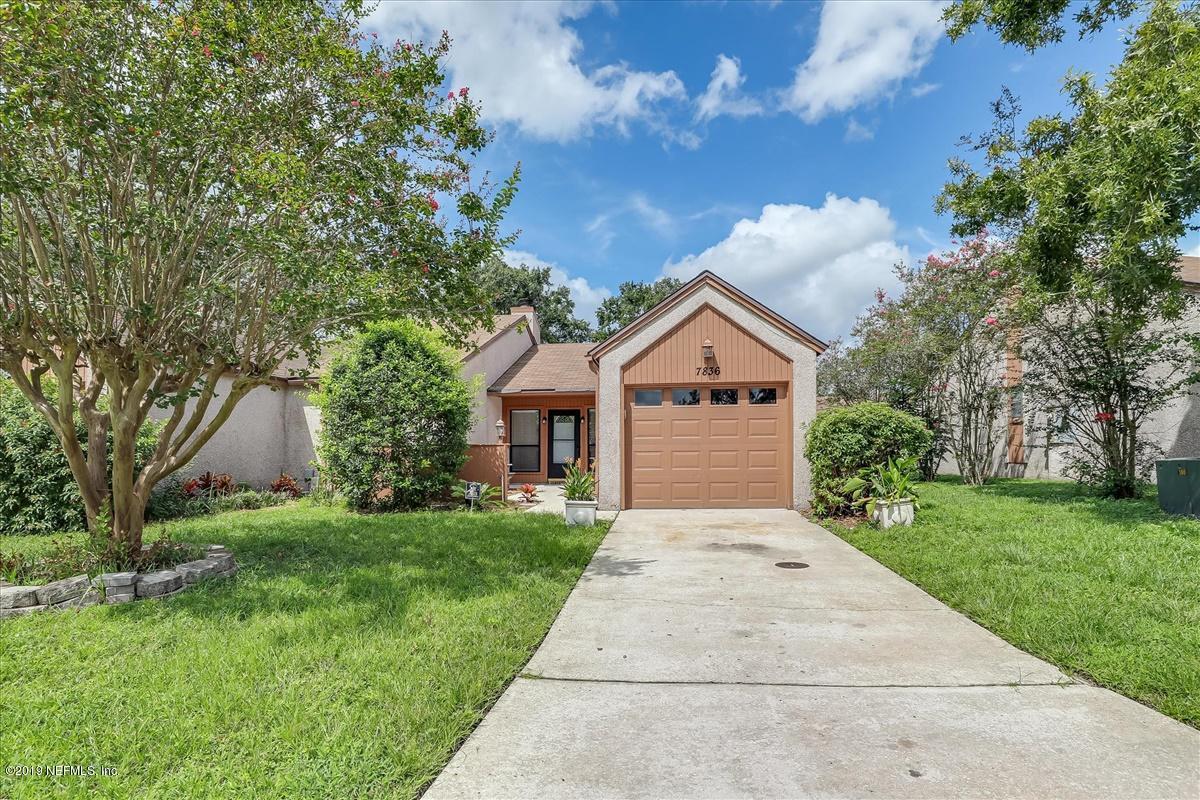 7836 Fawn Hill Ct - Photo 1