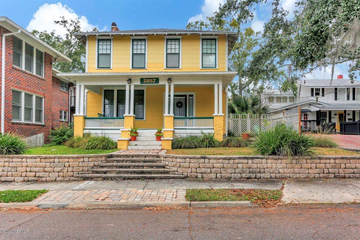 2857 Oak St - Photo 1