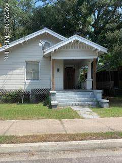 1117 11TH St - Photo 1