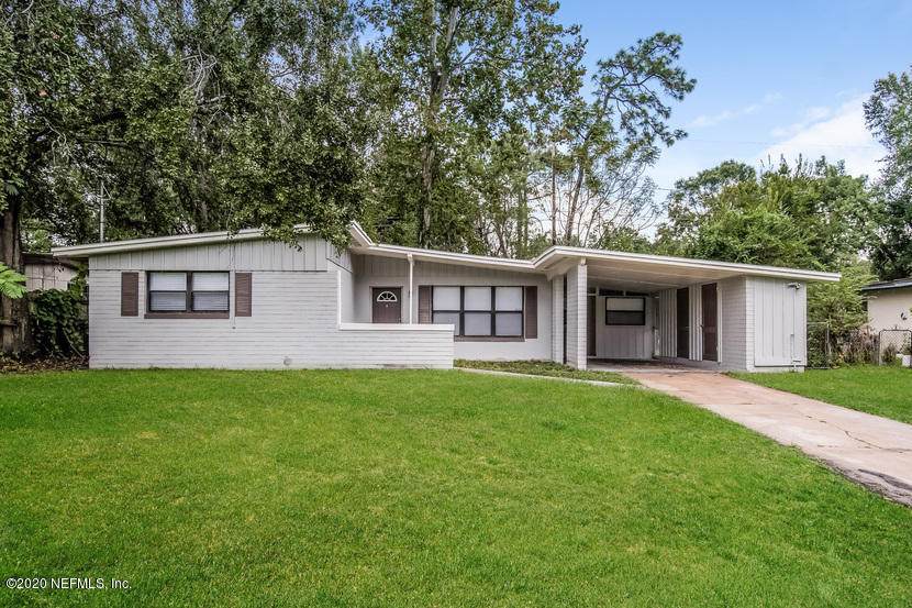 7023 Cherbourg Ave - Photo 1