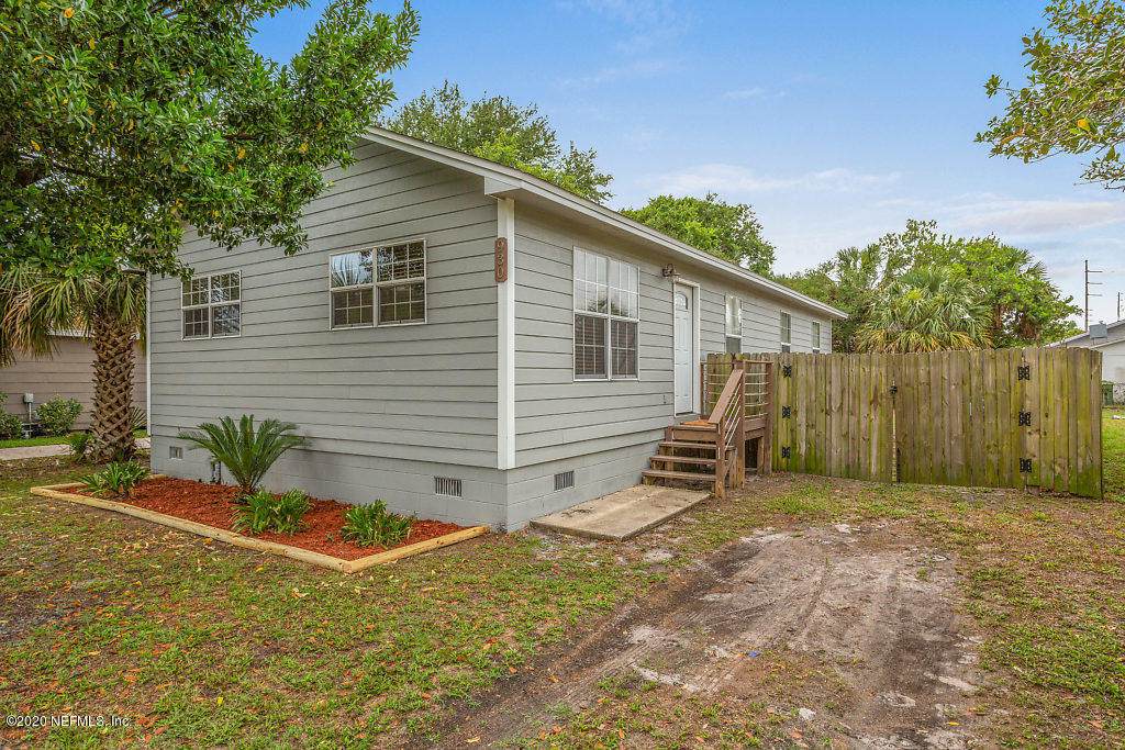 930 2ND Ave - Photo 1