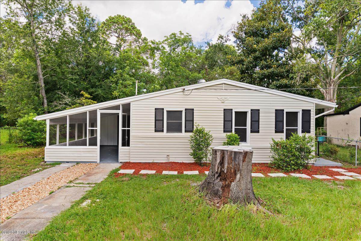 7429 Ridgeway Rd - Photo 1