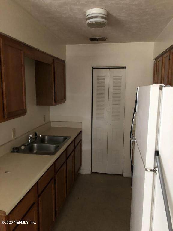 7401 42ND Pl - Photo 1