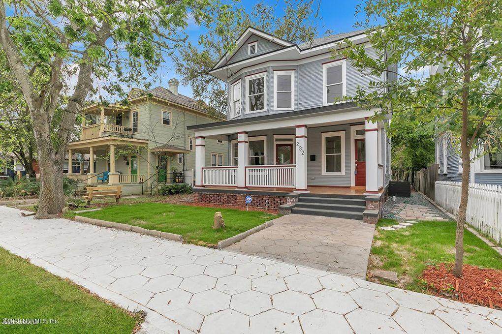232 9TH St - Photo 1