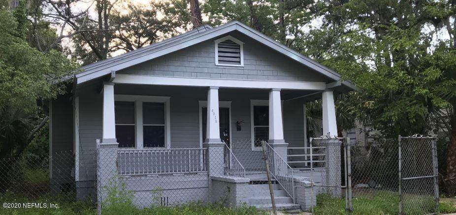 4218 Springfield Blvd - Photo 1