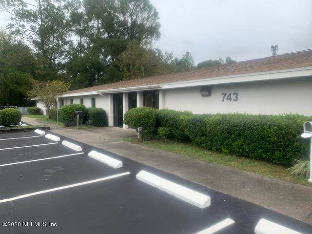 743 Walnut St - Photo 1