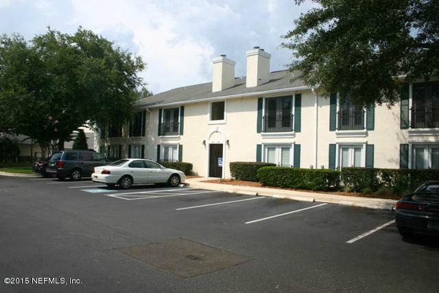 13715 Richmond Park Dr - Photo 1