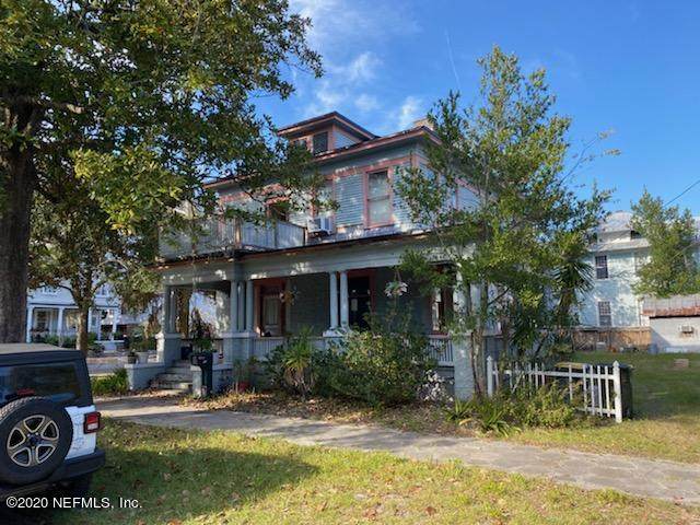 257 5TH St - Photo 1