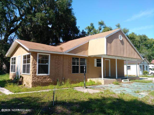 1903 Railroad Ave - Photo 1