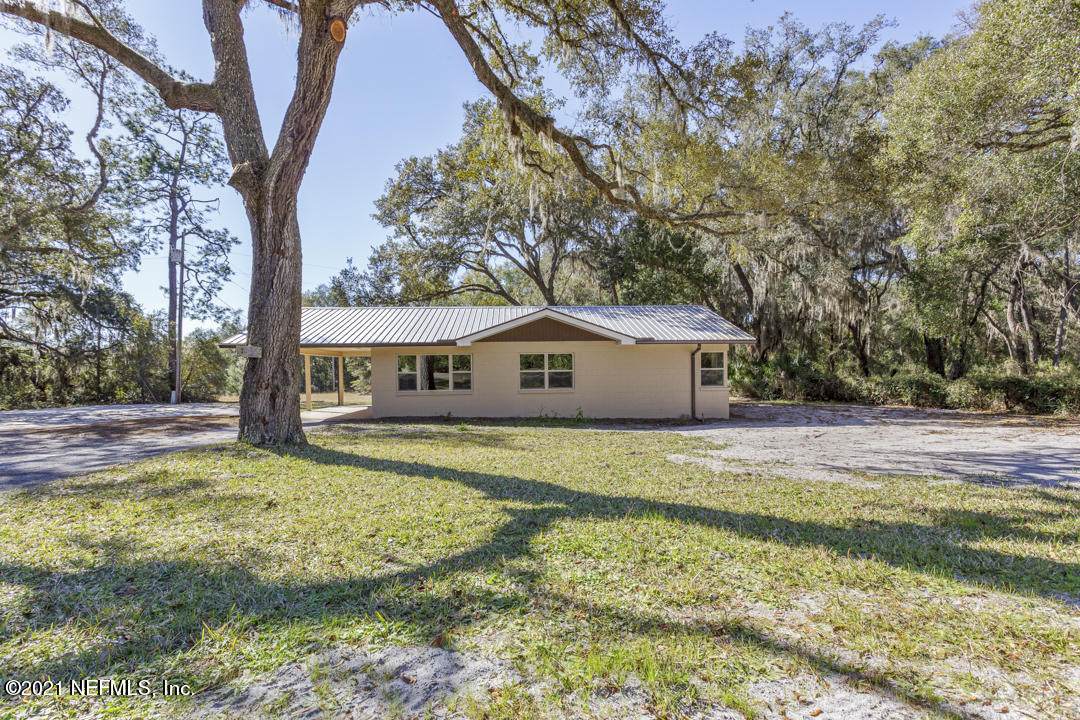 704 State Road 100 - Photo 1