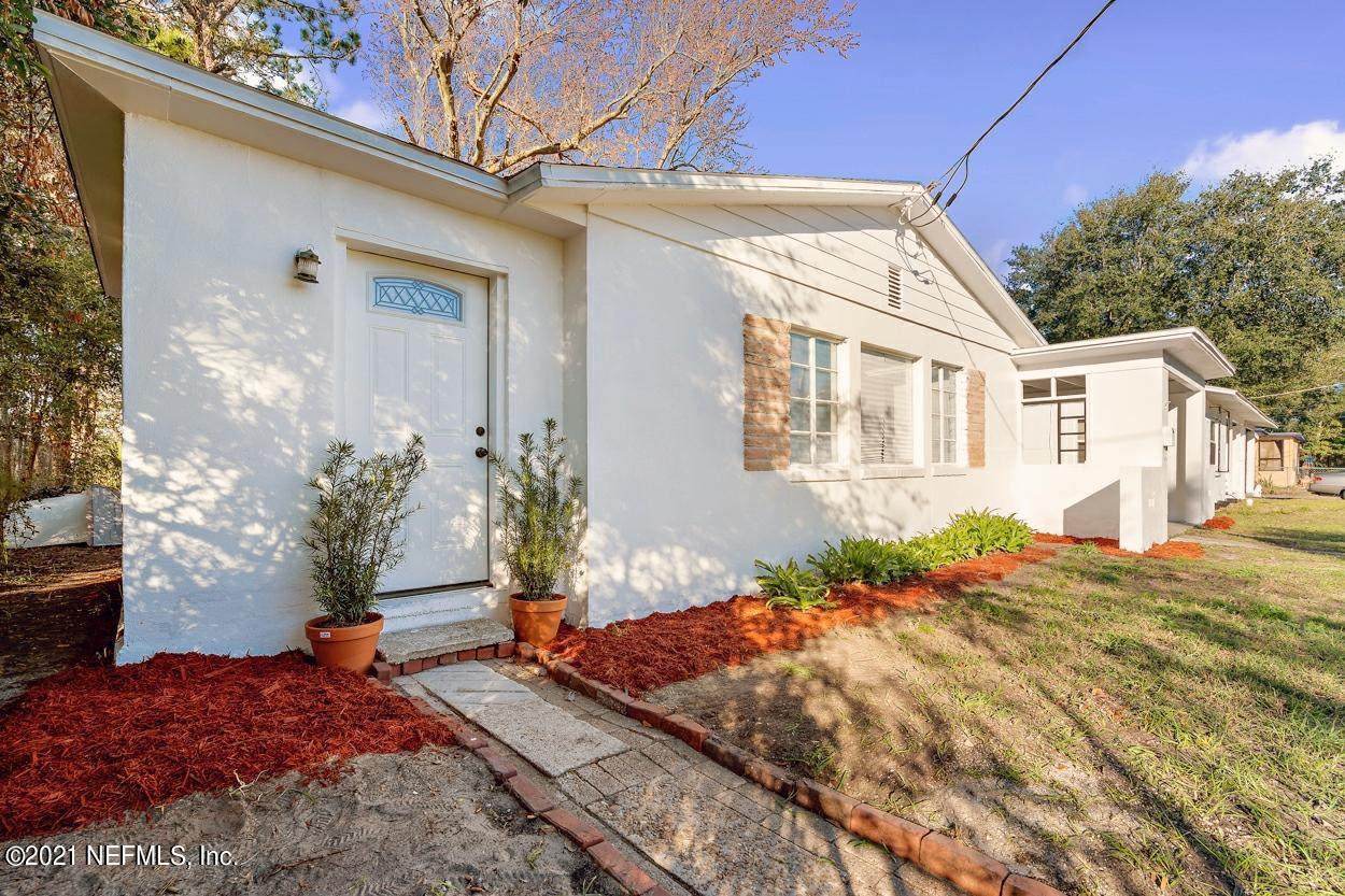 55 45TH St - Photo 1