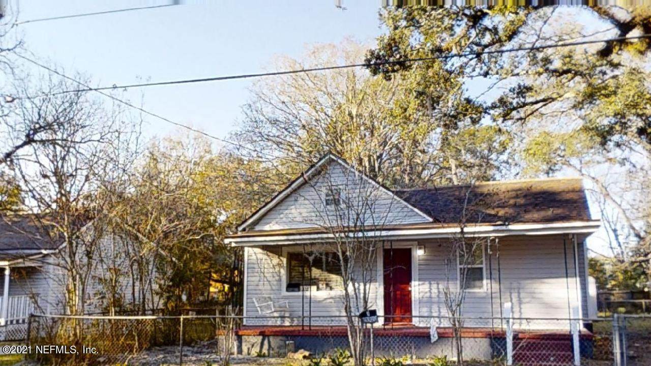 2641 Broadway Ave - Photo 1
