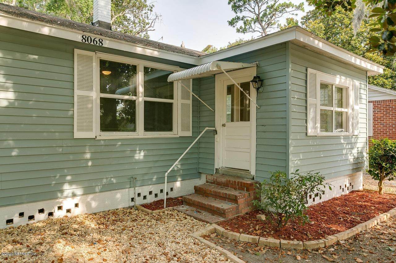 8068 Paul Jones Dr - Photo 1