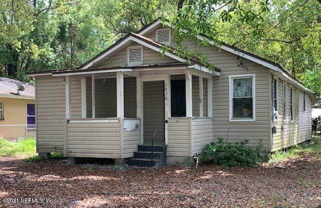 2870 4TH St - Photo 1