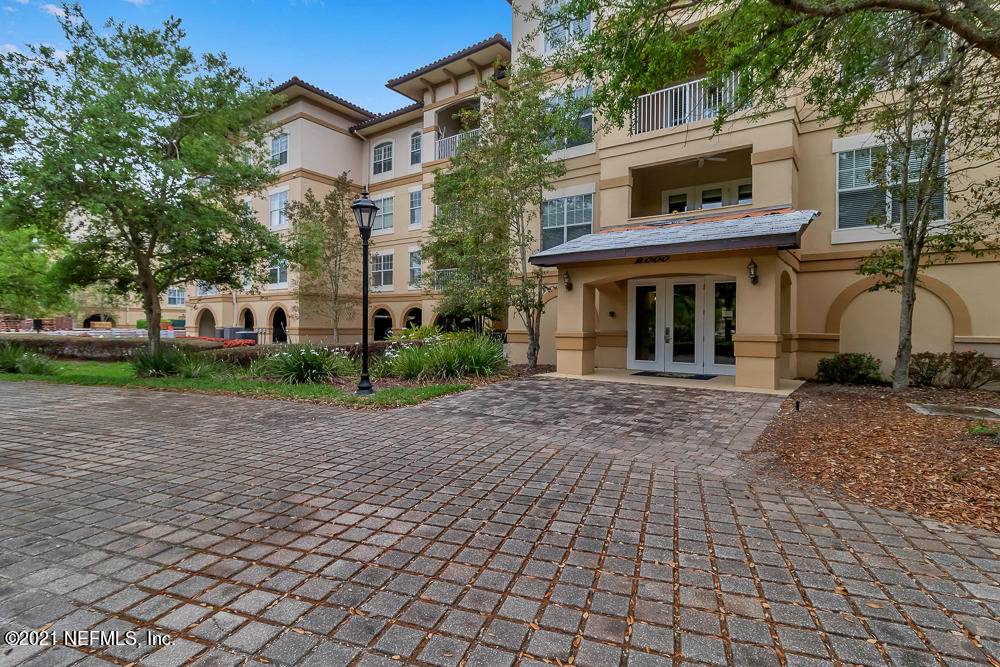 4300 South Beach Pkwy - Photo 1