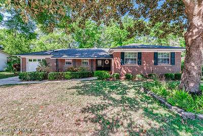 1914 Grove Park Dr - Photo 1