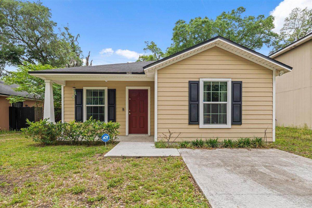 2048 Wilson Ave - Photo 1