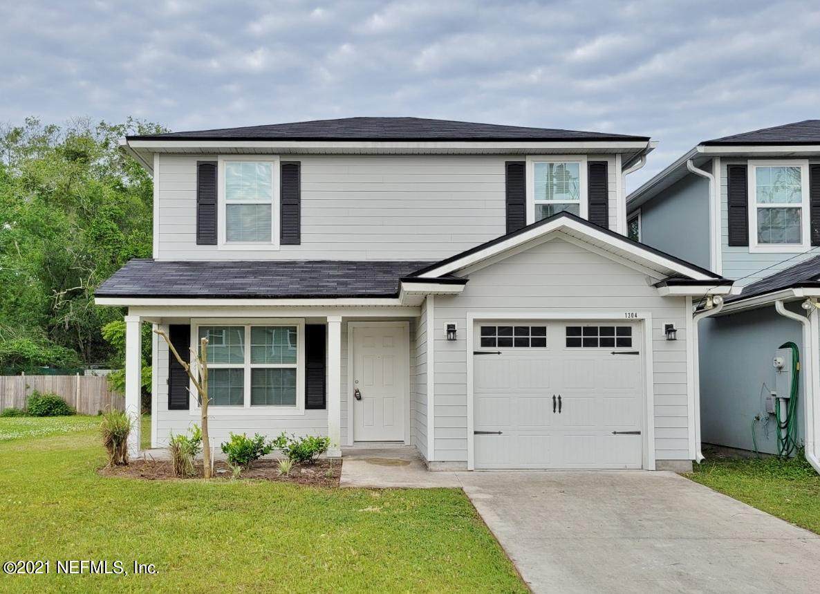 1304 Mull St - Photo 1