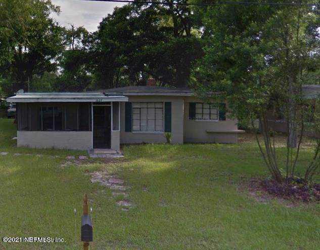 1627 Chatham Rd - Photo 1