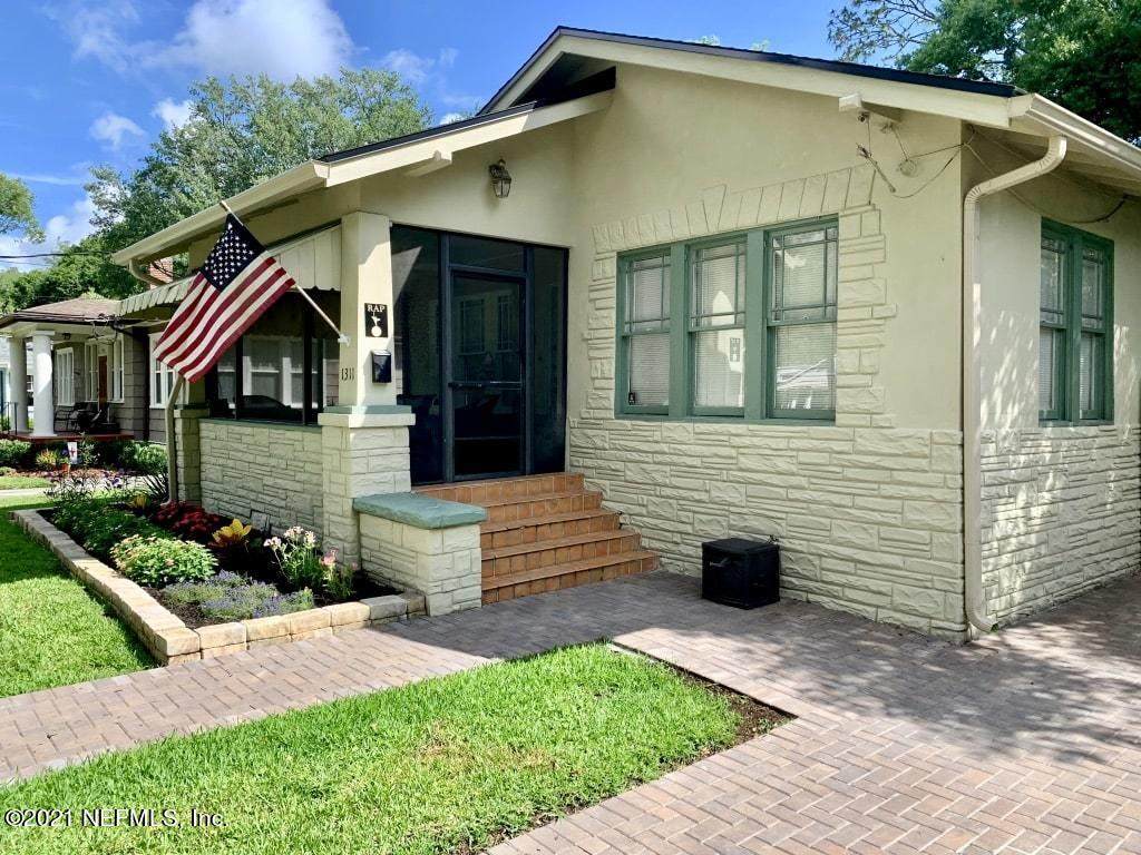 1311 Talbot Ave - Photo 1