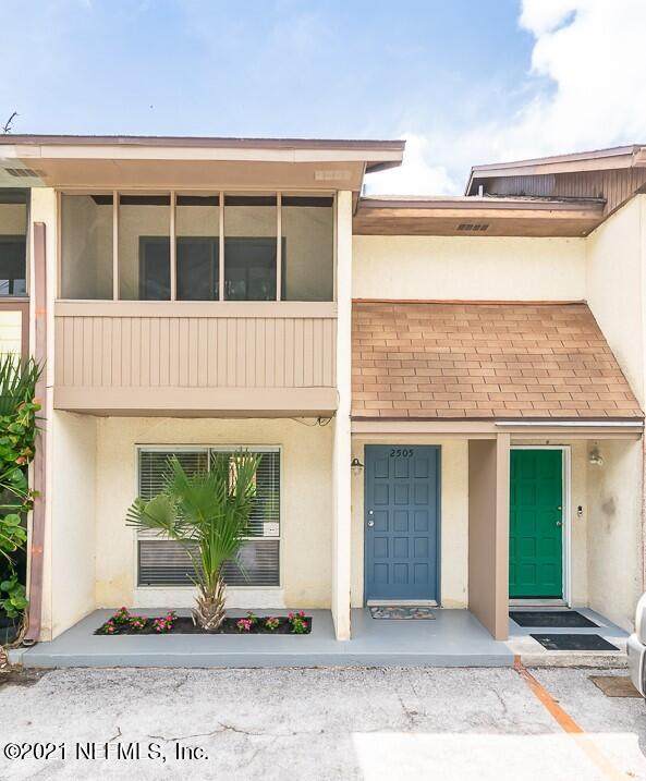 2505 Waters Edge Dr - Photo 1