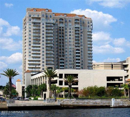 400 Bay St - Photo 1