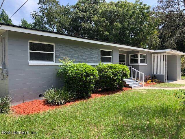 2925 Cesery Blvd - Photo 1