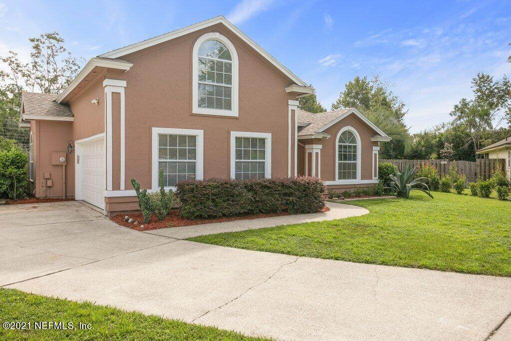 1332 Wilshire Ct - Photo 1