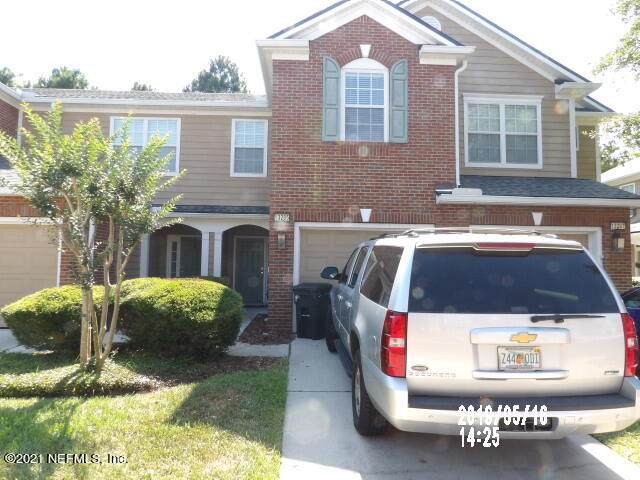 13285 Stone Pond Dr - Photo 1