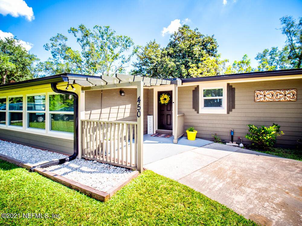 450 Brighton Ave - Photo 1