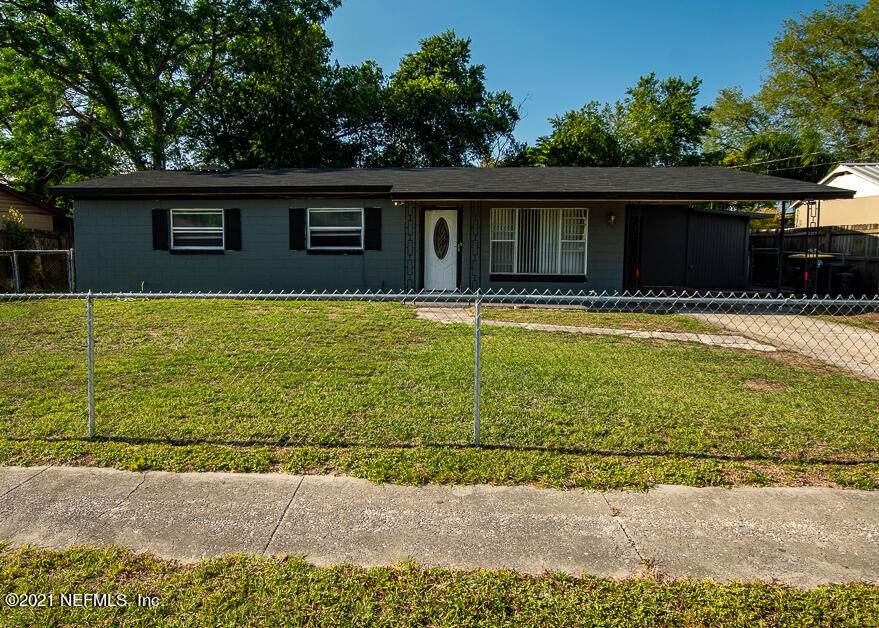 7815 Jaguar Dr - Photo 1