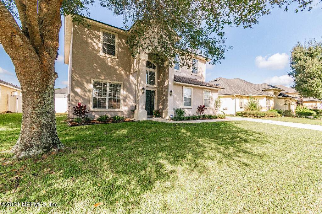 1020 Deer View Ln - Photo 1