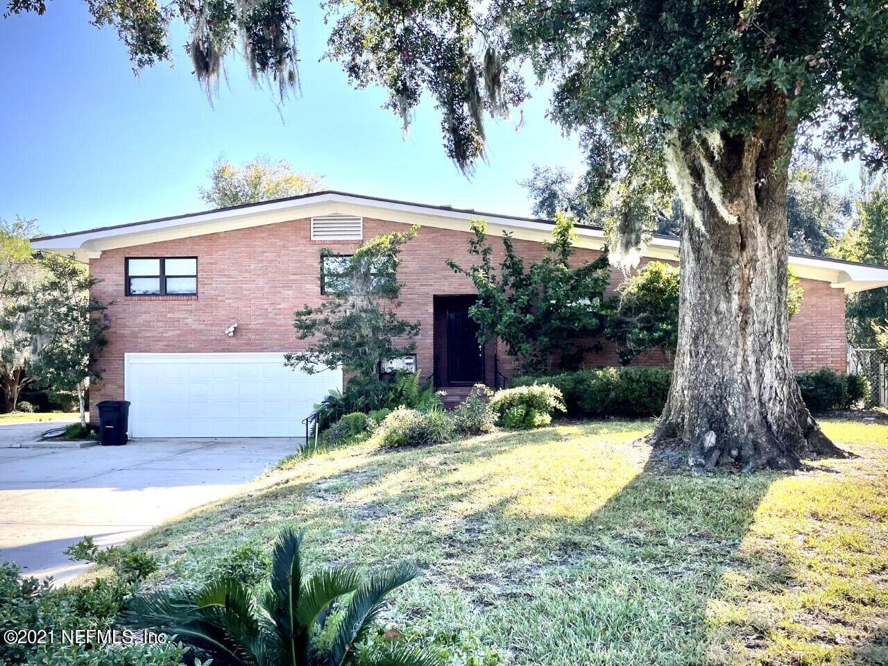 3761 Cedarcrest Dr - Photo 1