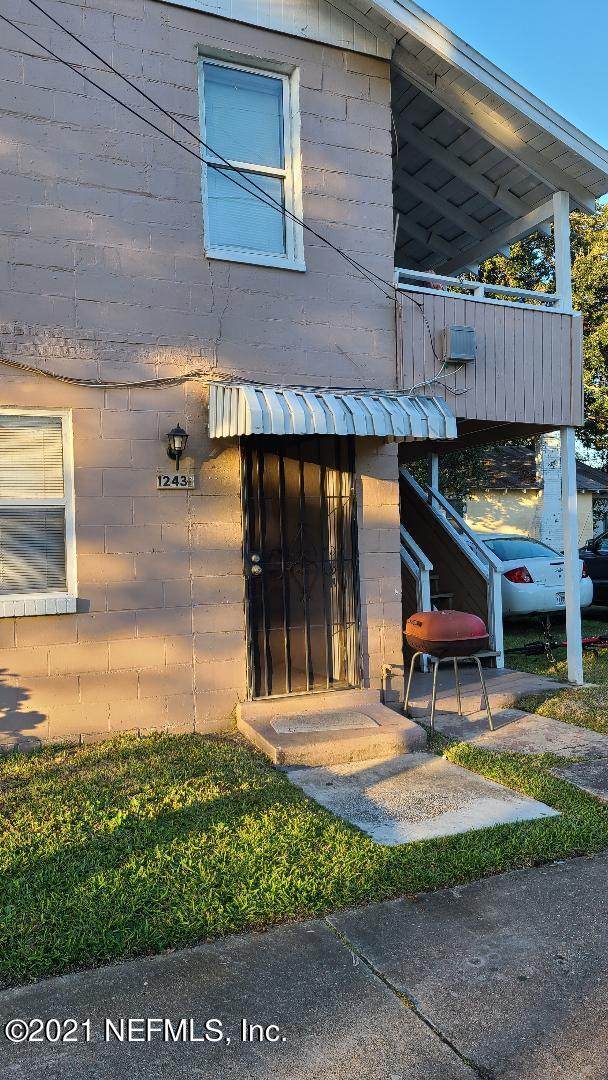 1243 25TH St - Photo 1