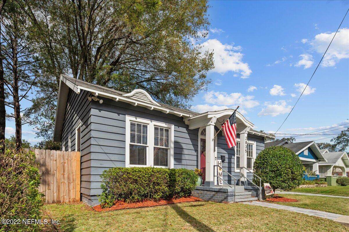 2835 College St - Photo 1