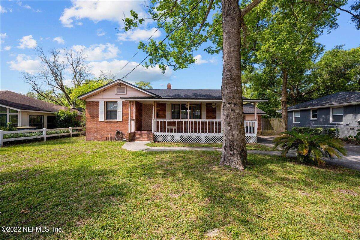 4632 Birchwood Ave - Photo 1