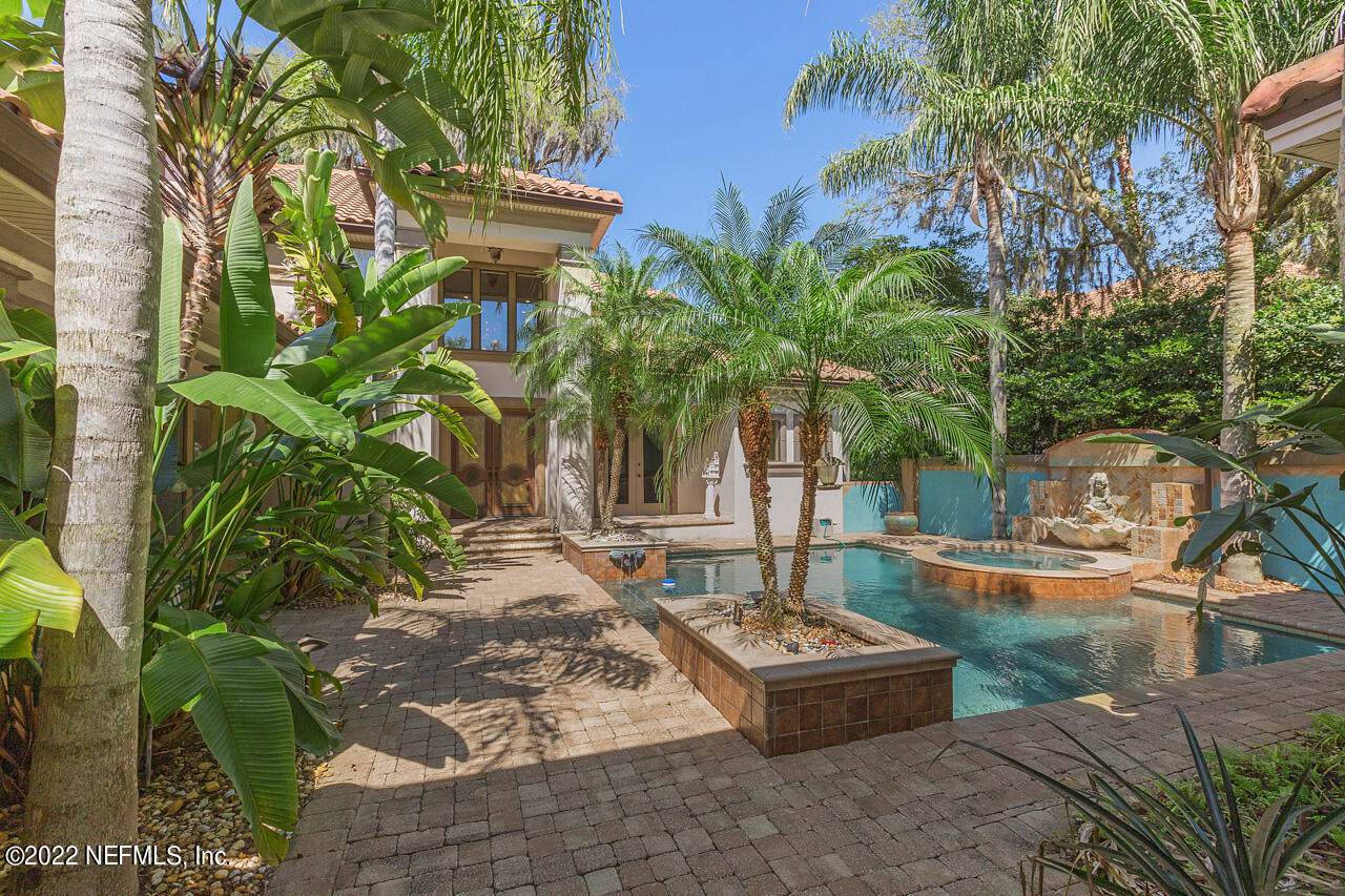 13639 Queens Harbor Blvd - Photo 1