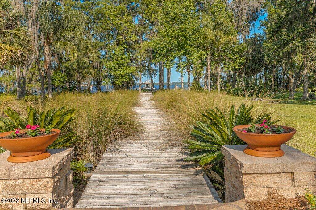 5319 Deer Island Rd - Photo 1