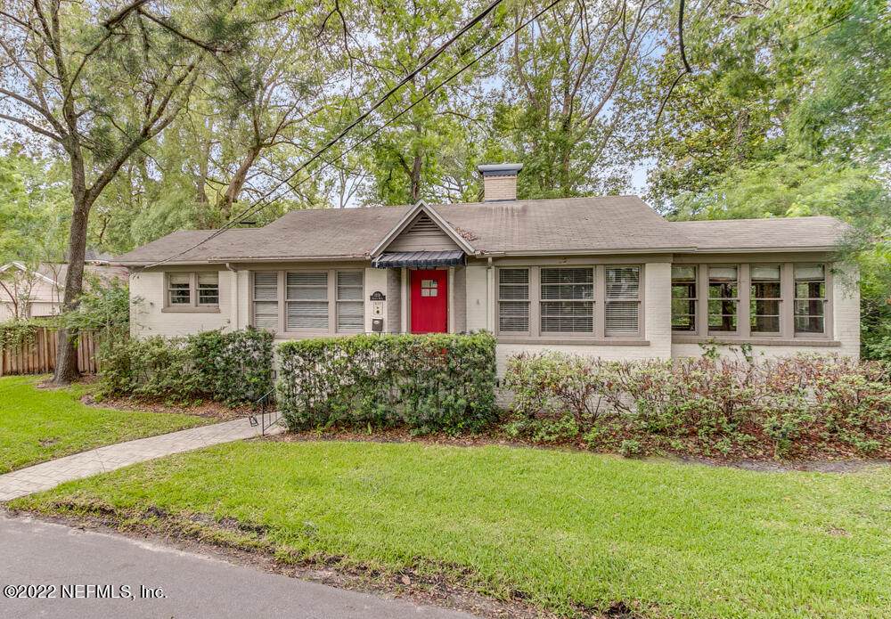 1374 Azalea Dr - Photo 1
