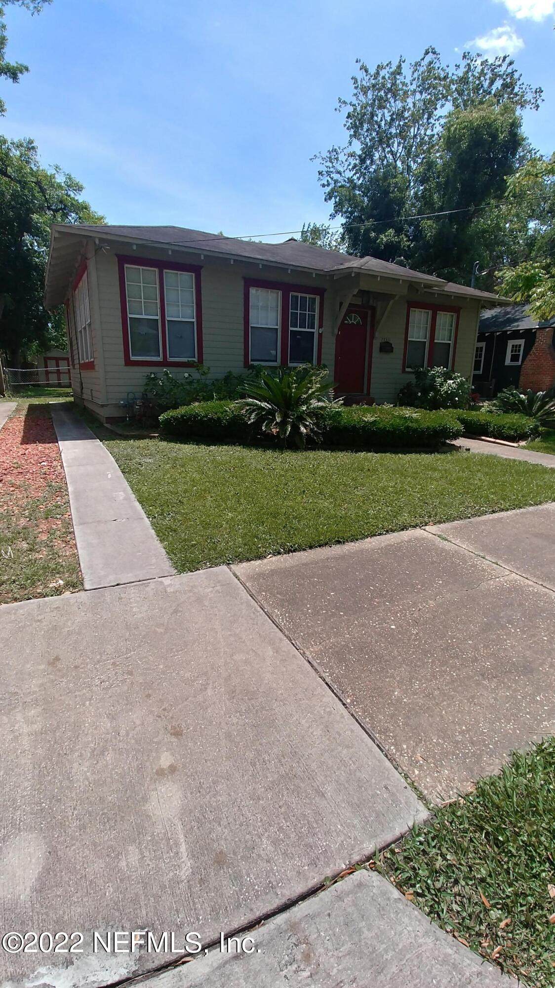 2886 Forbes St - Photo 1