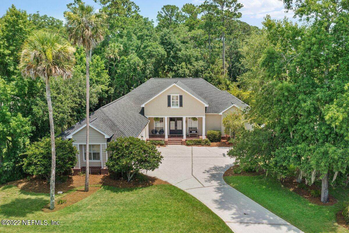 608 Brookwood Ct - Photo 1