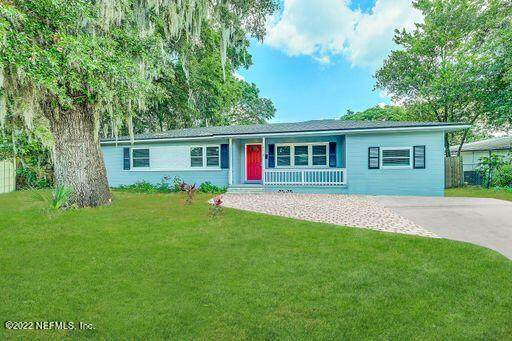 8419 Lostara Ave - Photo 1