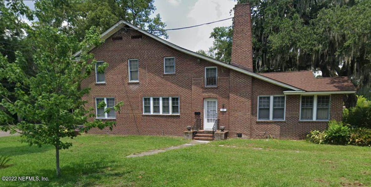 3643 Walsh St - Photo 1