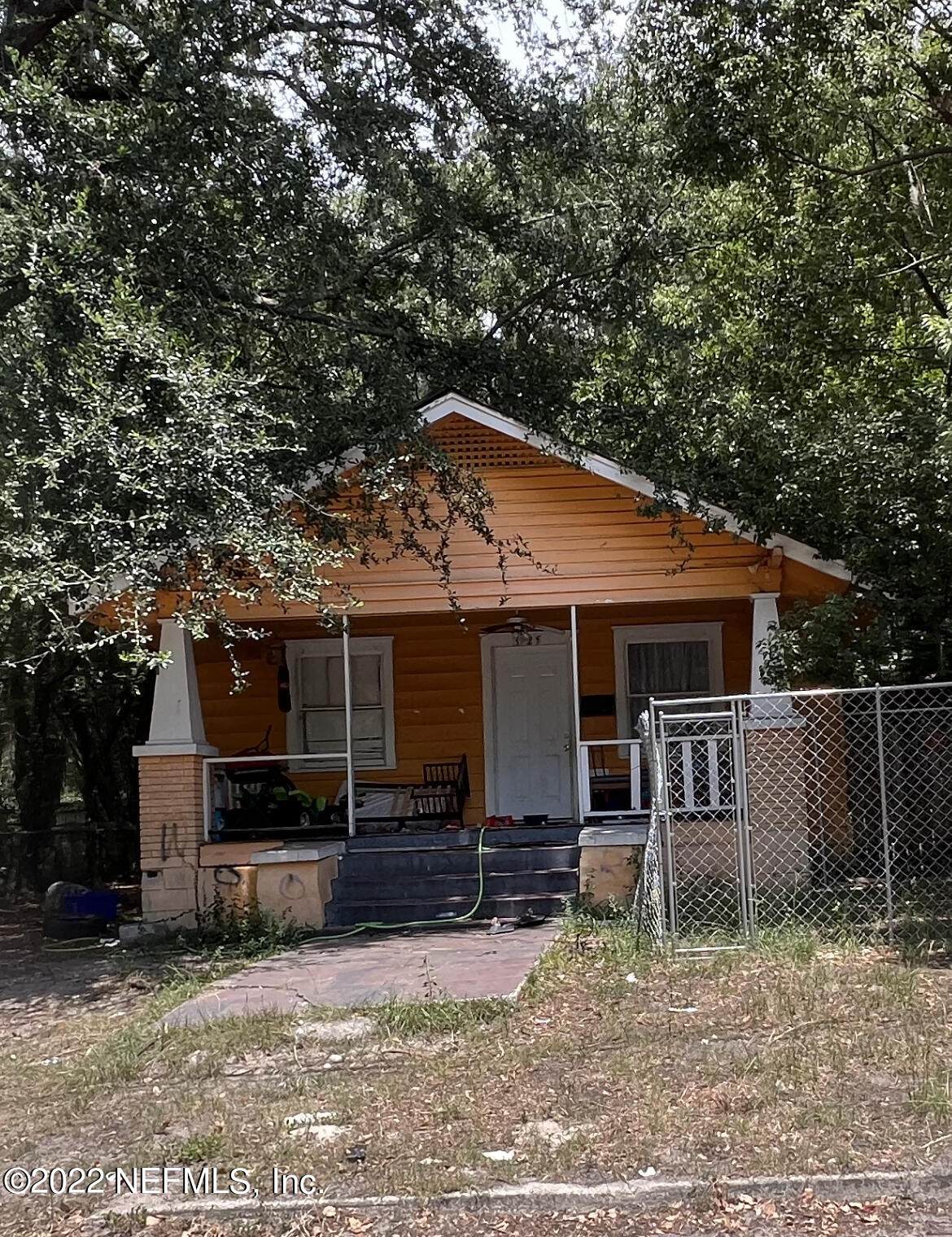 3725 Whitehall St - Photo 1