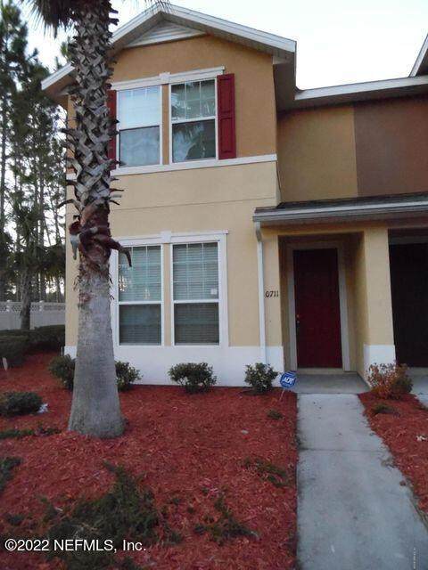 625 Oakleaf Plantation Pkwy - Photo 1