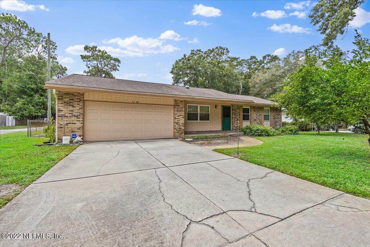 1328 Clements Rd - Photo 1