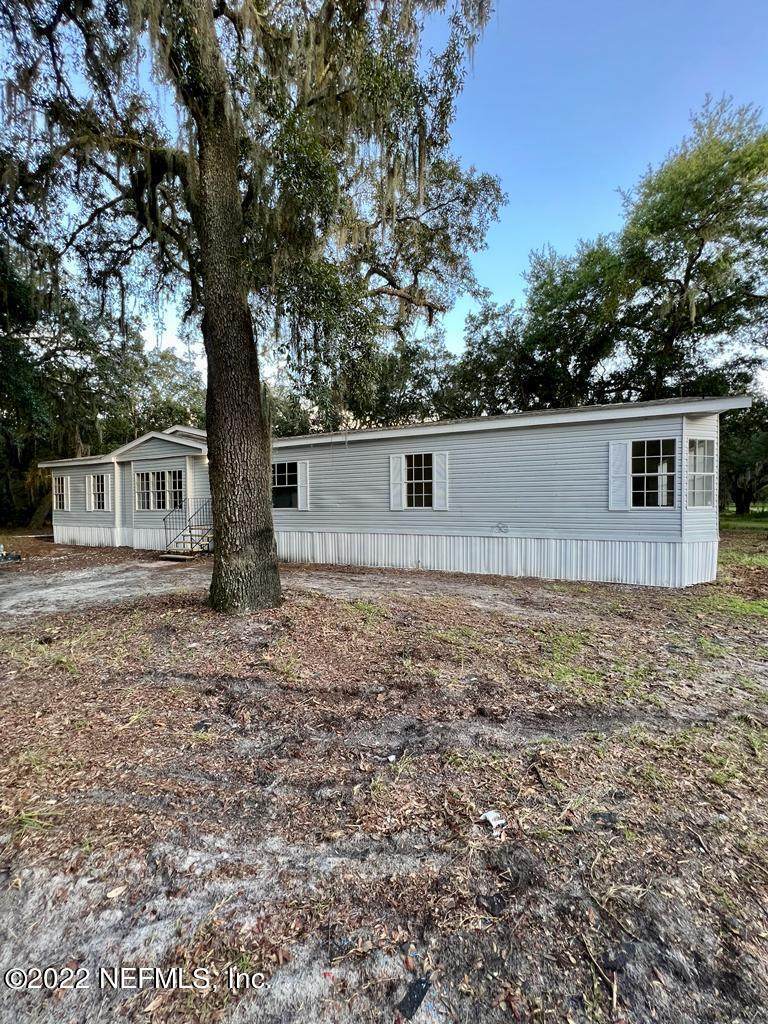 151 Old Starke Rd - Photo 1
