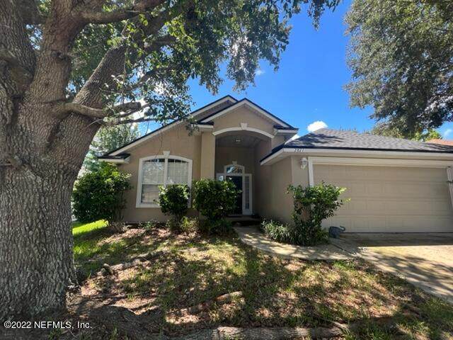 2821 Cross Creek Dr - Photo 1